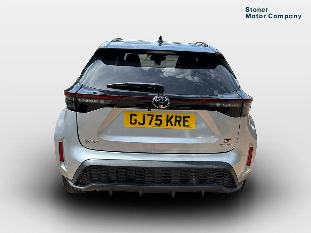 Toyota Yaris Cross 1.5 Hybrid 130 Gr Sport Cvt GJ75KRE Silver #4