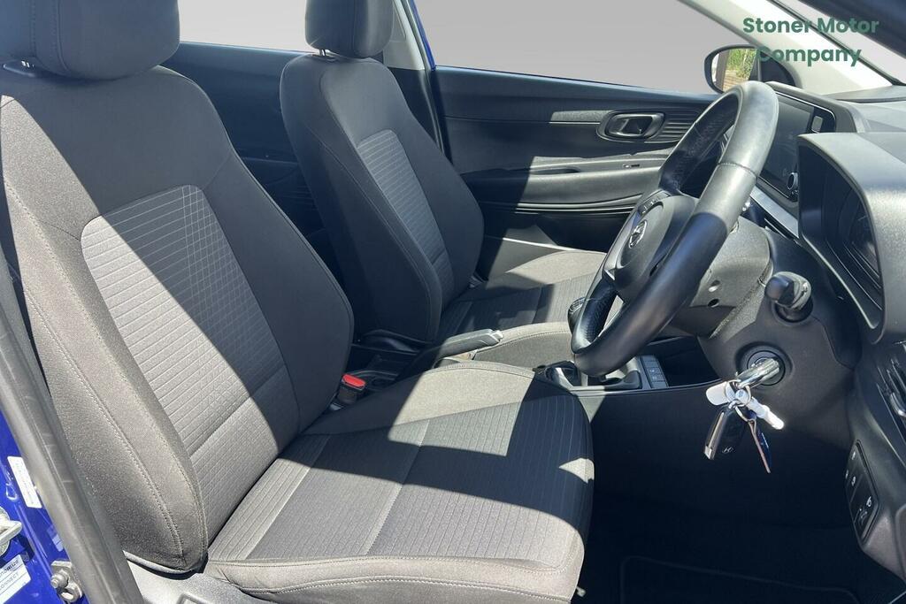 Hyundai I20 1.0T Gdi 48V Mhd Se Connect White #7