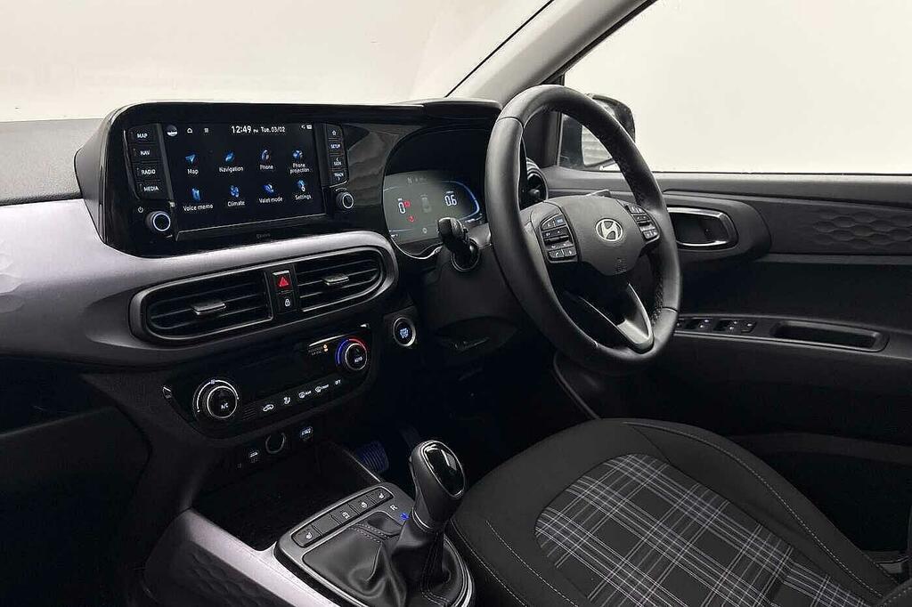 Hyundai I10 1.2 79 Premium Nav EN25TDO Black #4