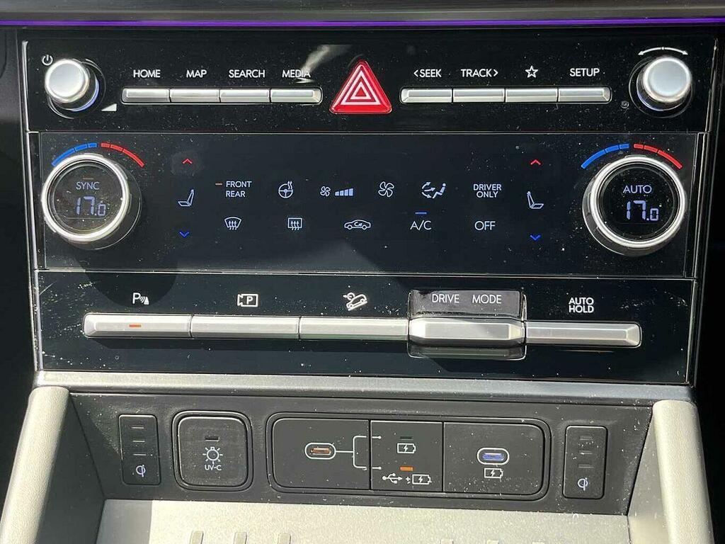 Hyundai Santa Fe Hyundai Santa Fe Premium Black #15