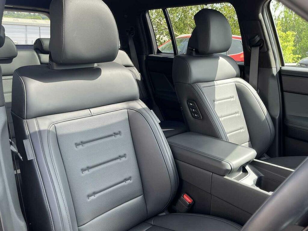Hyundai Santa Fe Hyundai Santa Fe Premium Black #29