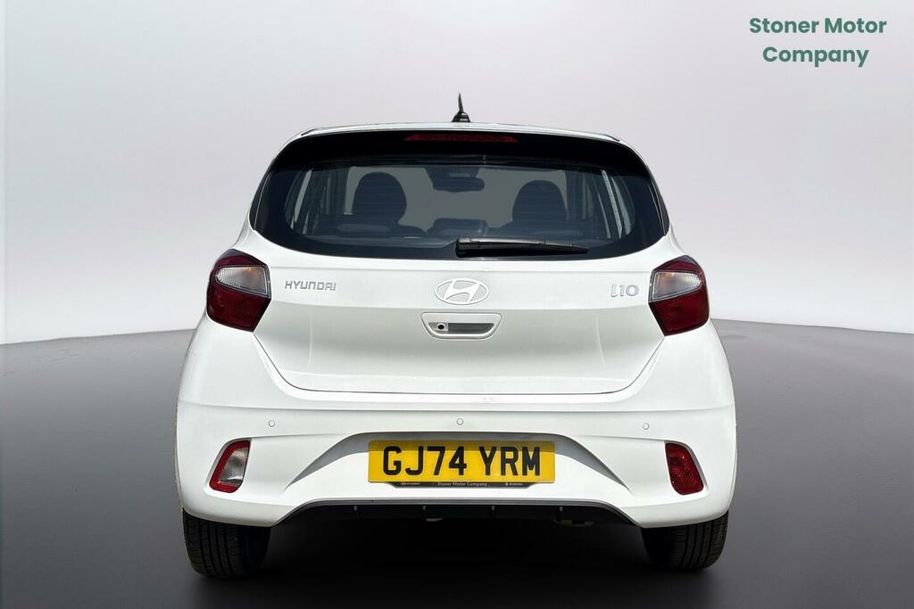 Hyundai I10 1.0 63 Advance Nav GJ74YRM White #4
