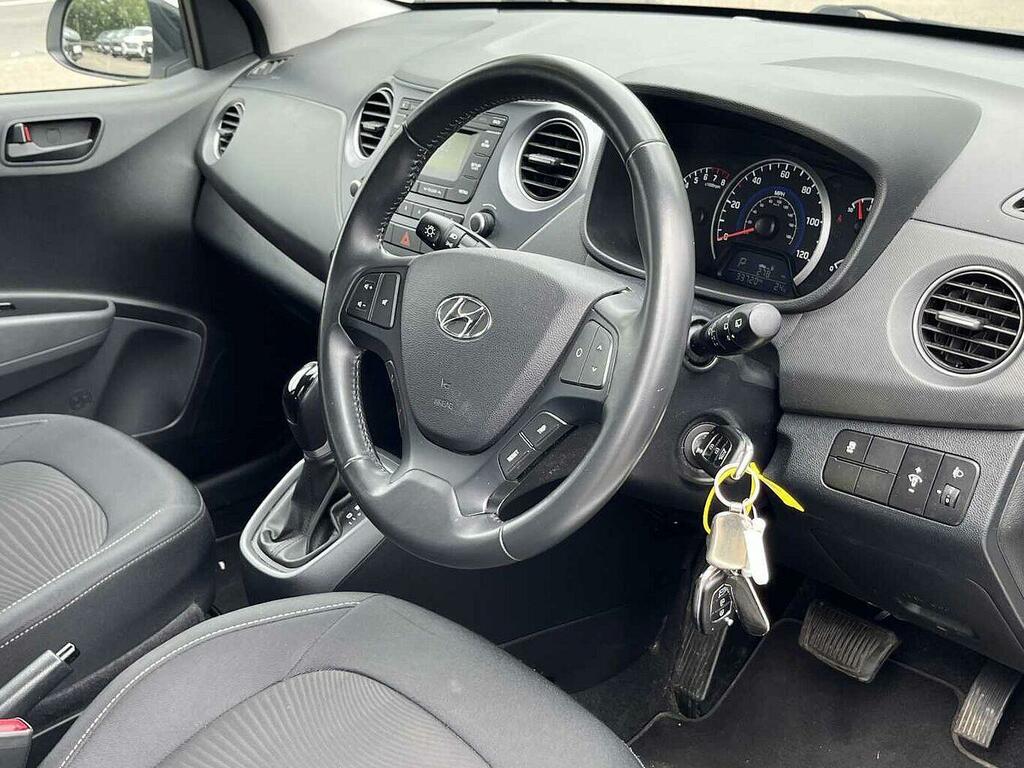 Hyundai I10 1.0 Se Hatchback Euro 6 67 Ps White #19