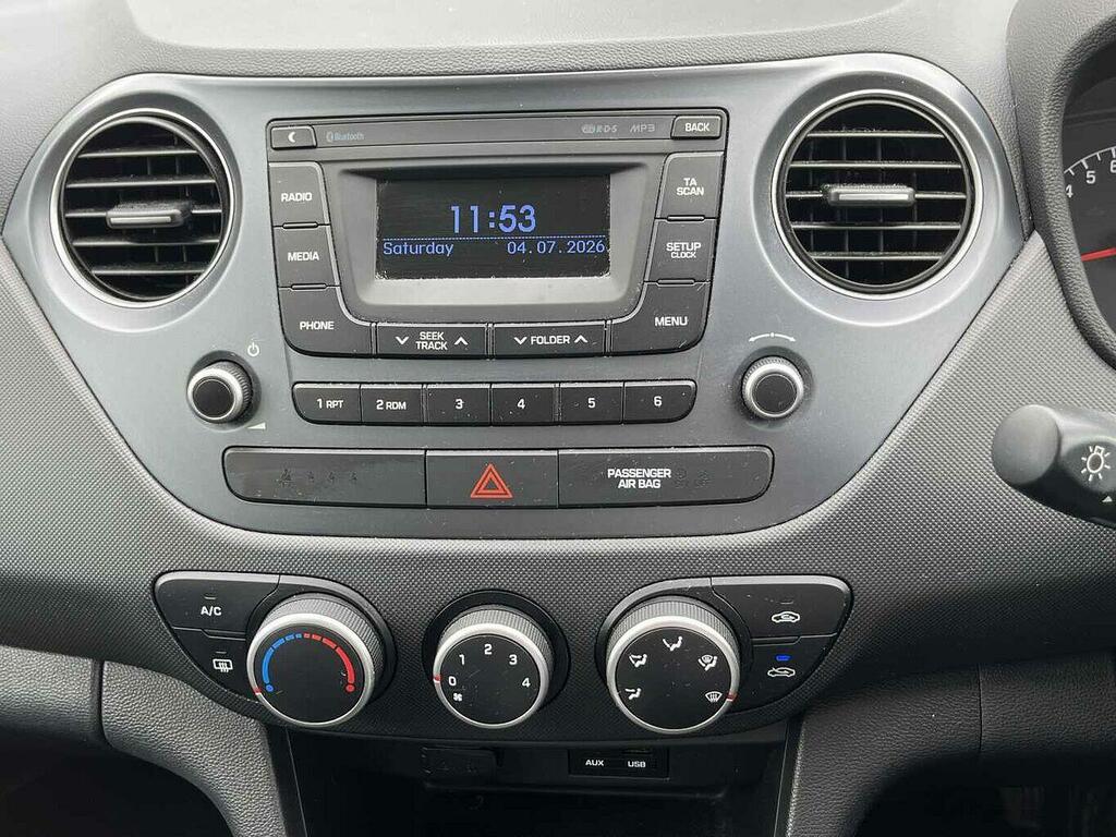 Hyundai I10 1.0 Se Hatchback Euro 6 67 Ps White #11