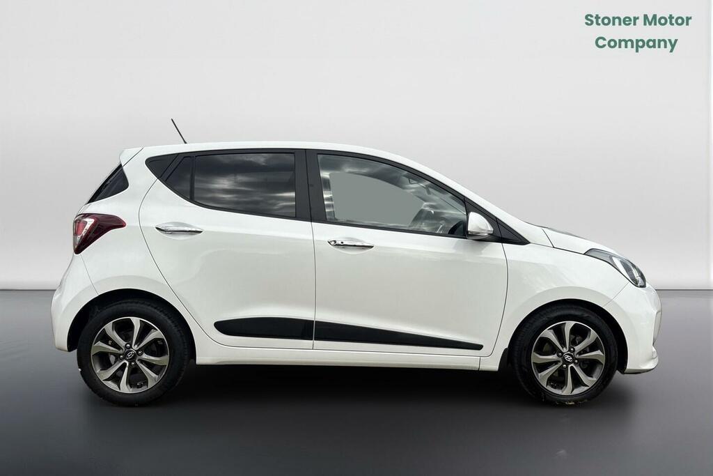 Hyundai I10 1.2 Premium Se Euro 6 White #2