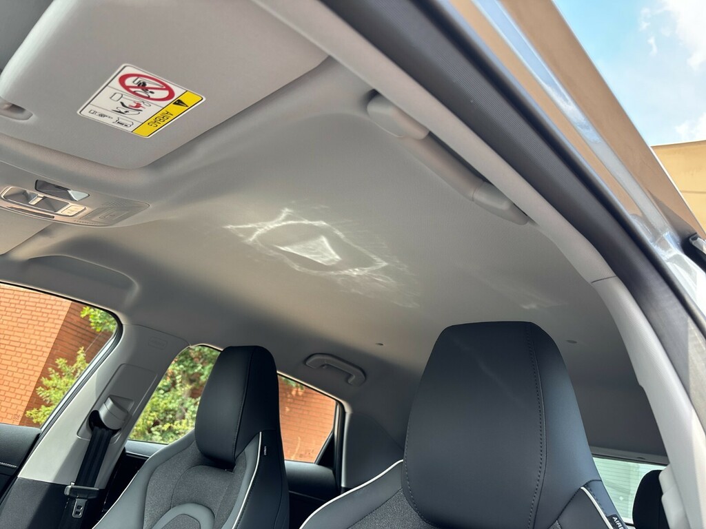 Omoda E5 61.05Kwh Noble Suv 204 Ps White #17
