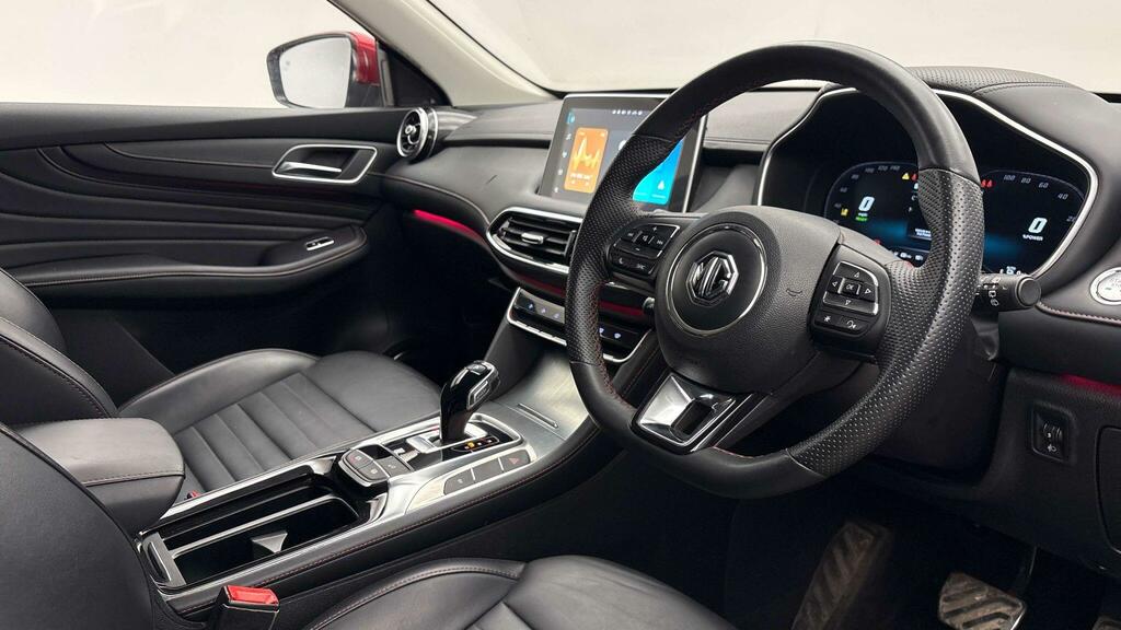 MG HS 1.5 T-gdi 16.6Kwh Trophy Euro 6 Ss Red #4