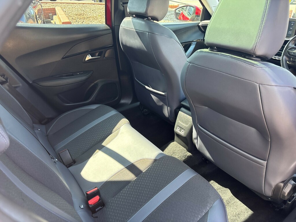 Peugeot 2008 Red #18
