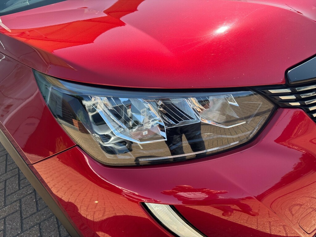 Peugeot 2008 Red #10