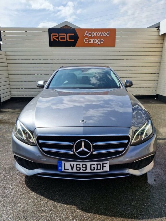 Mercedes-Benz E Class 2.0 E220d Se Saloon G-tronic Euro 6 S LV69GDF Grey #2