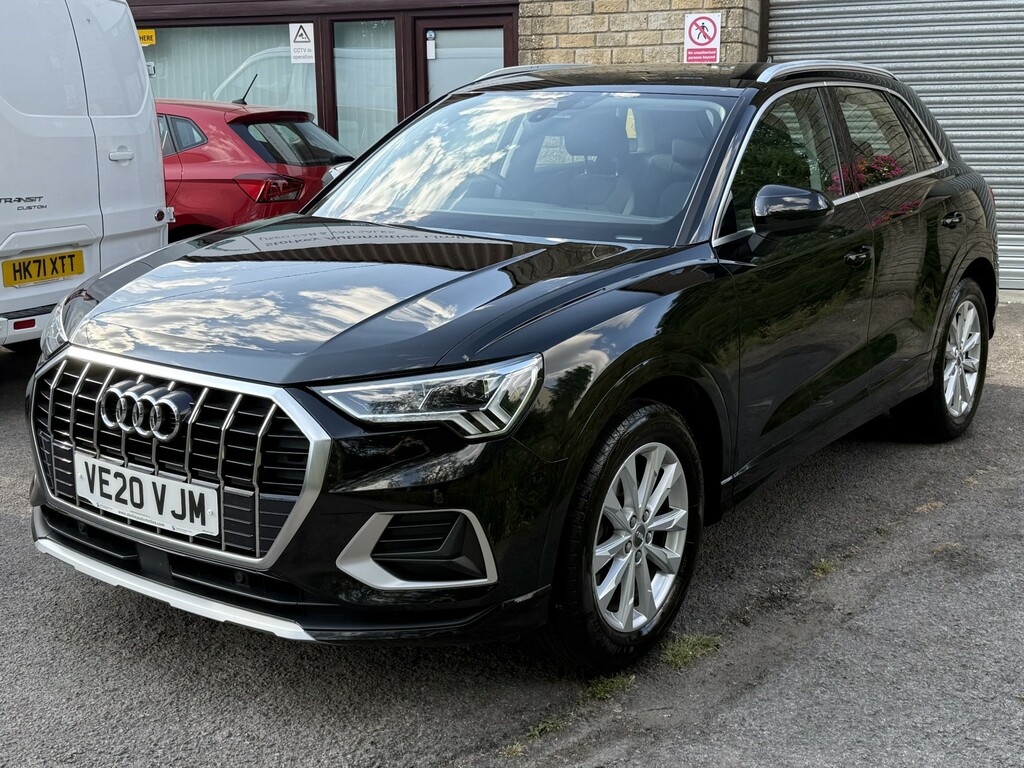 Audi Q3 2.0 Tdi 35 Sport Black #5