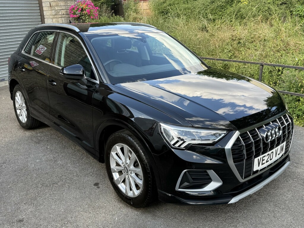 Audi Q3 2.0 Tdi 35 Sport Black