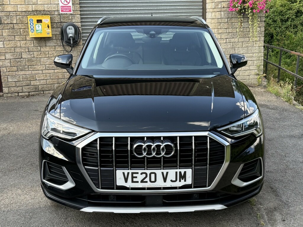 Audi Q3 2.0 Tdi 35 Sport Black #6