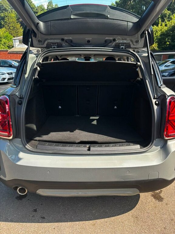 Mini Countryman Hatchback Green #9