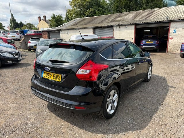 Ford Focus 1.6 Zetec Hatchback GU62ENX Black #3