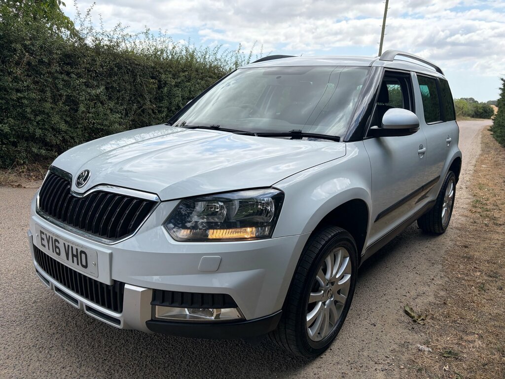 Skoda Yeti 1.2 Tsi Se Outdoor Euro 5 105 P White #3
