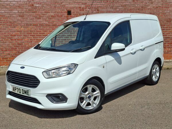 Ford Transit Courier Limited AP70DME #3