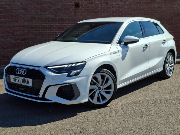 Audi A3 40 Tfsi-e S-line Phev HF21WMA #3