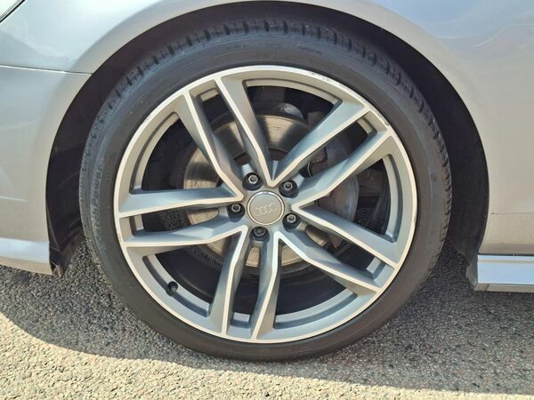 Audi A6 Avant 3L S Line Grey #29