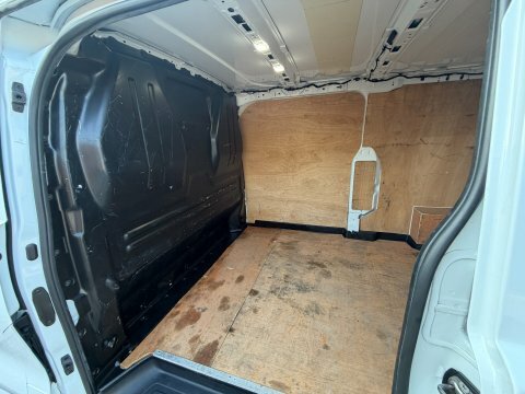 Ford Transit Custom 2.0 300 Limited FE24XUB White #4