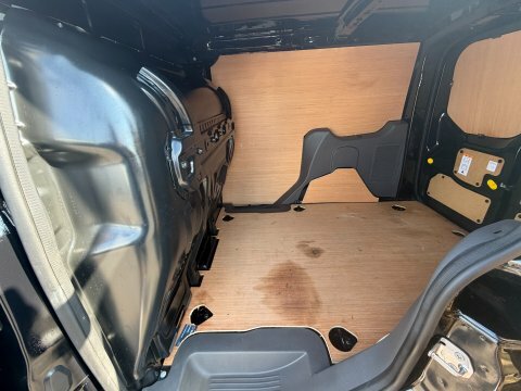 Ford Transit Connect 1.5 240 Limited Black #4