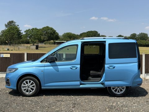 Ford Tourneo Connect 2.0 Ecoblue Titanium Blue #4