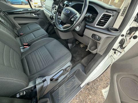 Ford Transit Custom Leader White #22