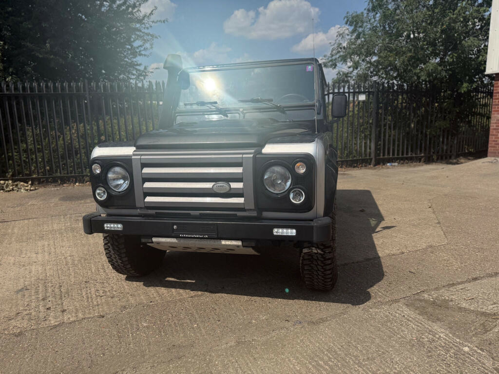 Land Rover Defender 90 Suv 2.2 Tdci Xs 4Wd Swb Euro 5 201313 Black #7