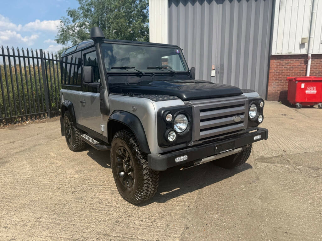 Land Rover Defender 90 Suv 2.2 Tdci Xs 4Wd Swb Euro 5 201313 Black #8