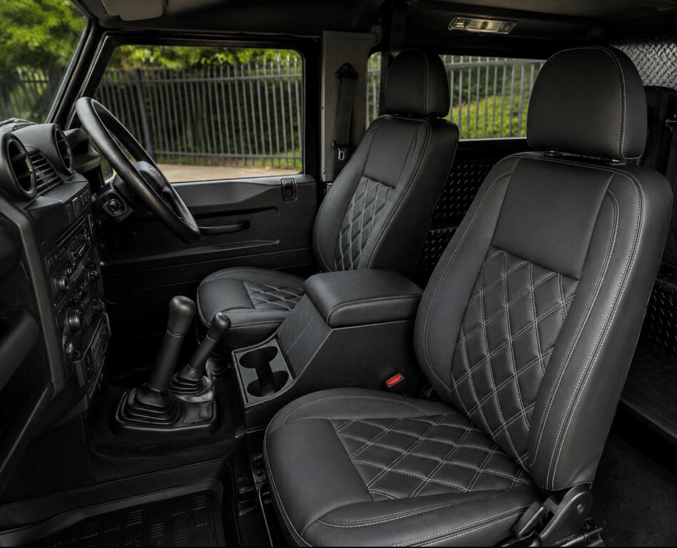 Land Rover Defender 90 2.2 Tdci Xs Hard Top Suv 4Wd Swb Silver #2