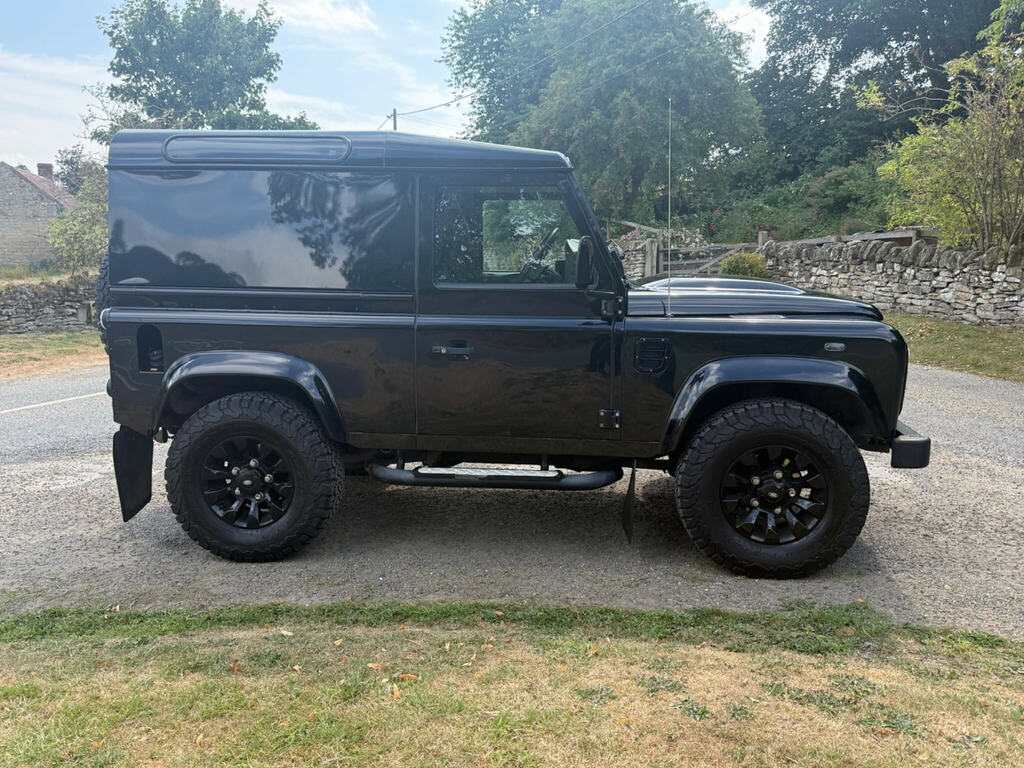 Land Rover Defender 90 Defender 90 Hard Top Td Green #21