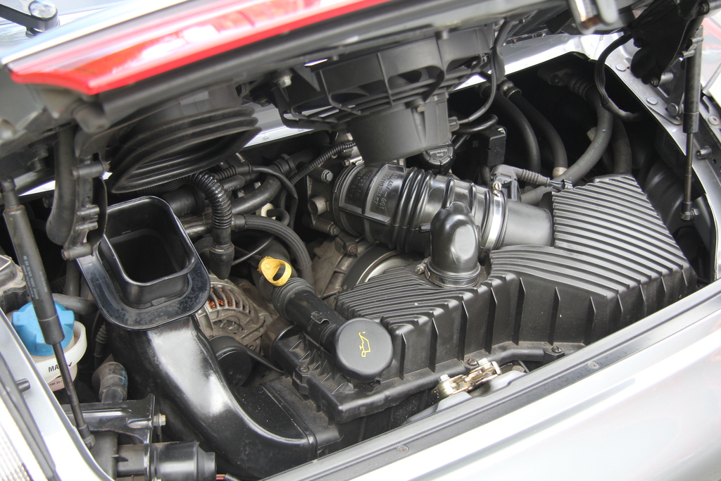 Porsche 911 S 2dr Silver #15