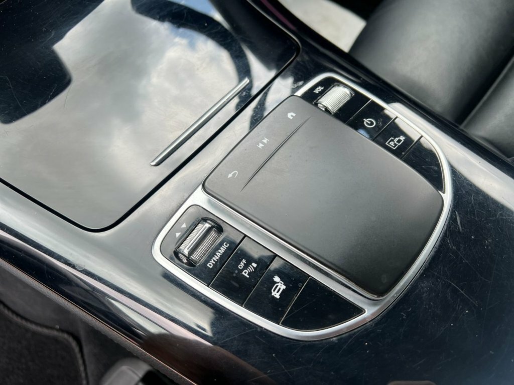 Mercedes-Benz EQC Eqc 400 Amg Line Premium 4Matic Black #26