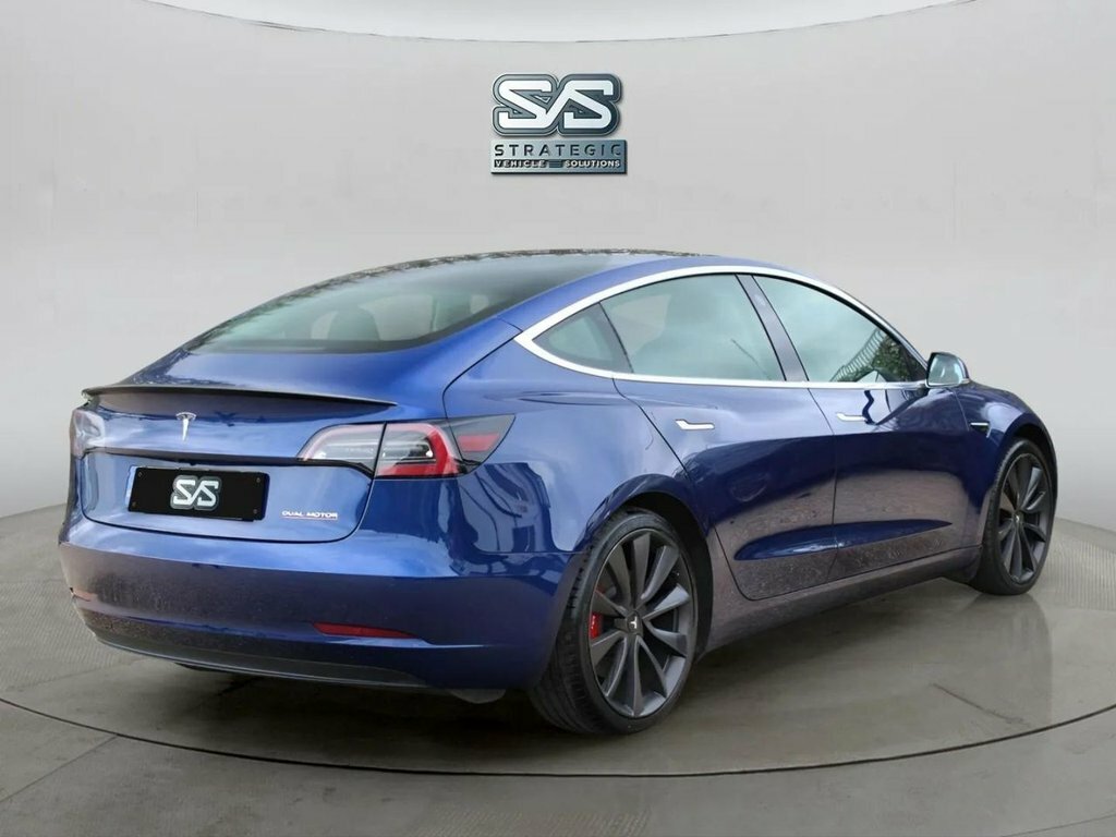 Tesla Model 3 Saloon WU70BYR Blue #6
