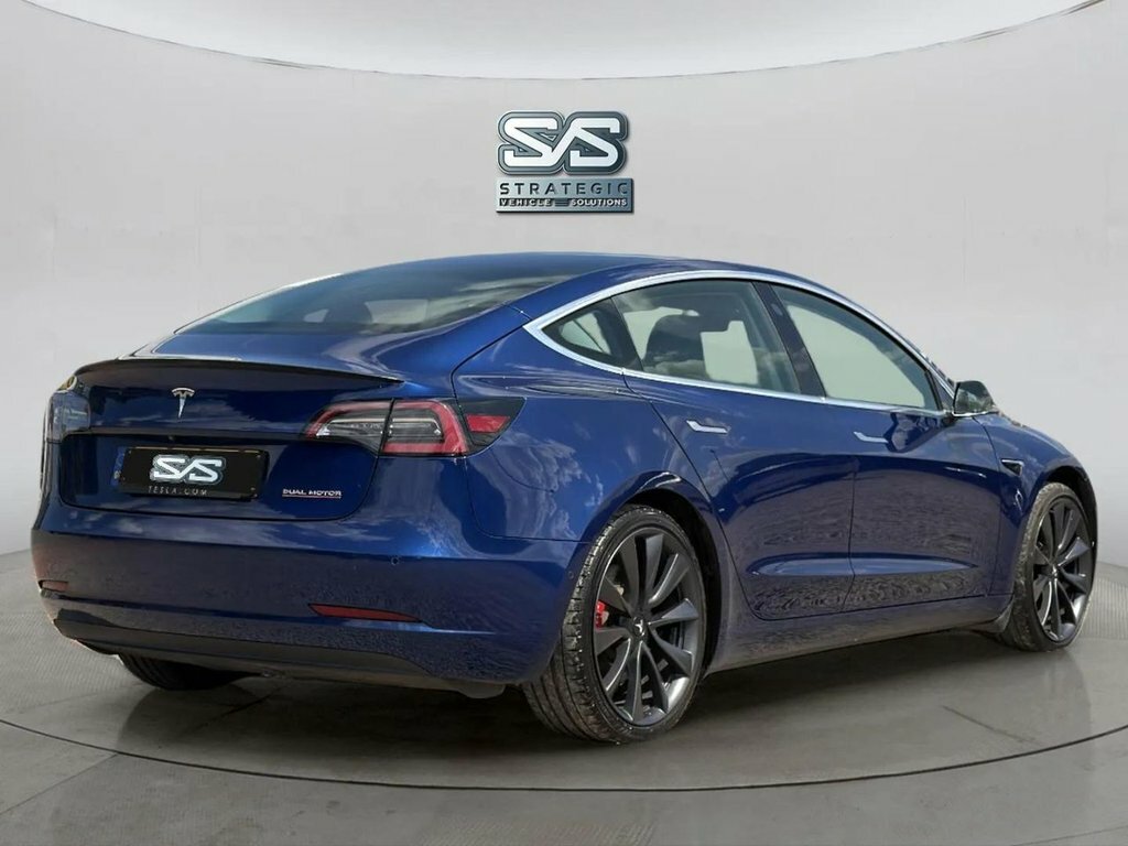 Tesla Model 3 Saloon WU70BYR Blue #4
