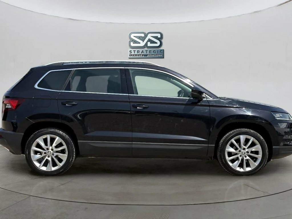Skoda Karoq 1.6L Se L NJ68LCP Black #3