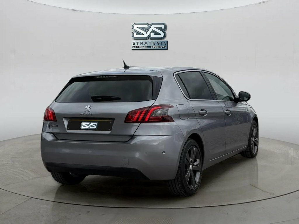 Peugeot 308 1.2L Tech Edition Grey #4