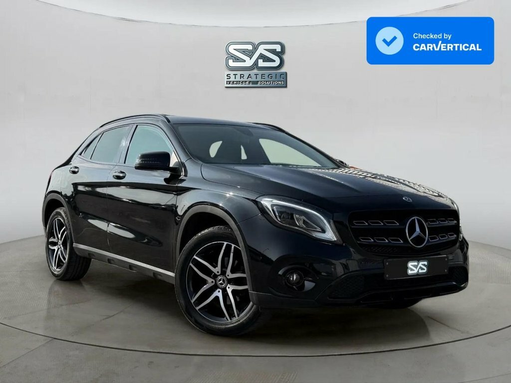 Mercedes-Benz GLA Class 1.6L Urban Edition Black