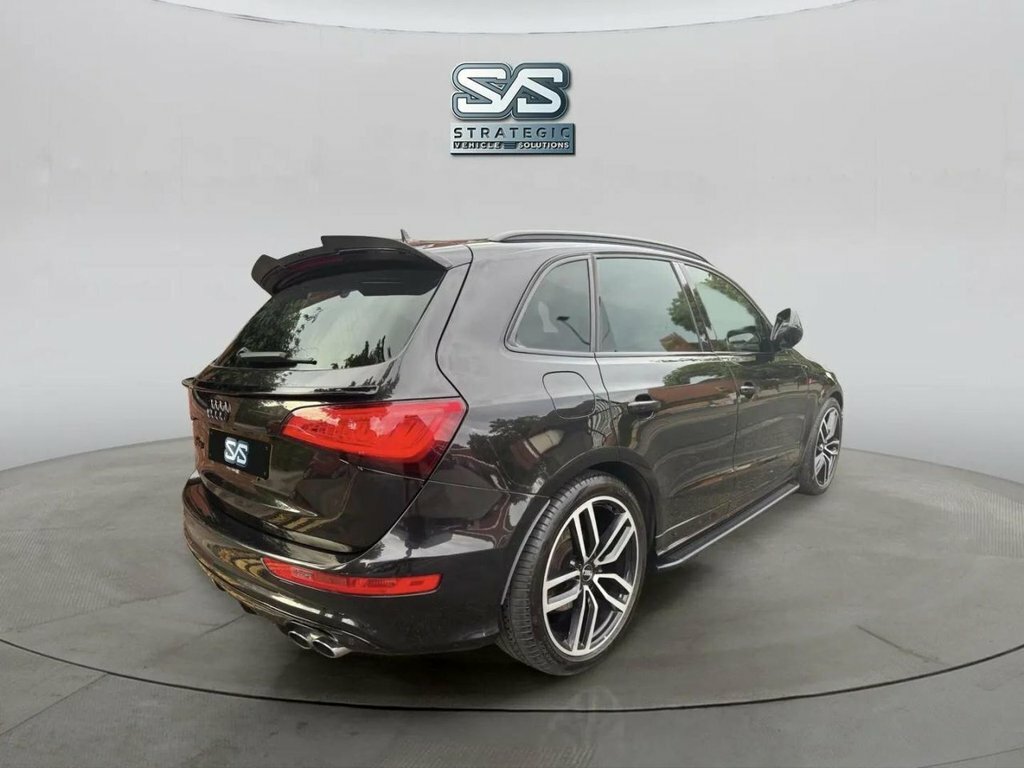 Audi SQ5 3L Plus Black #4
