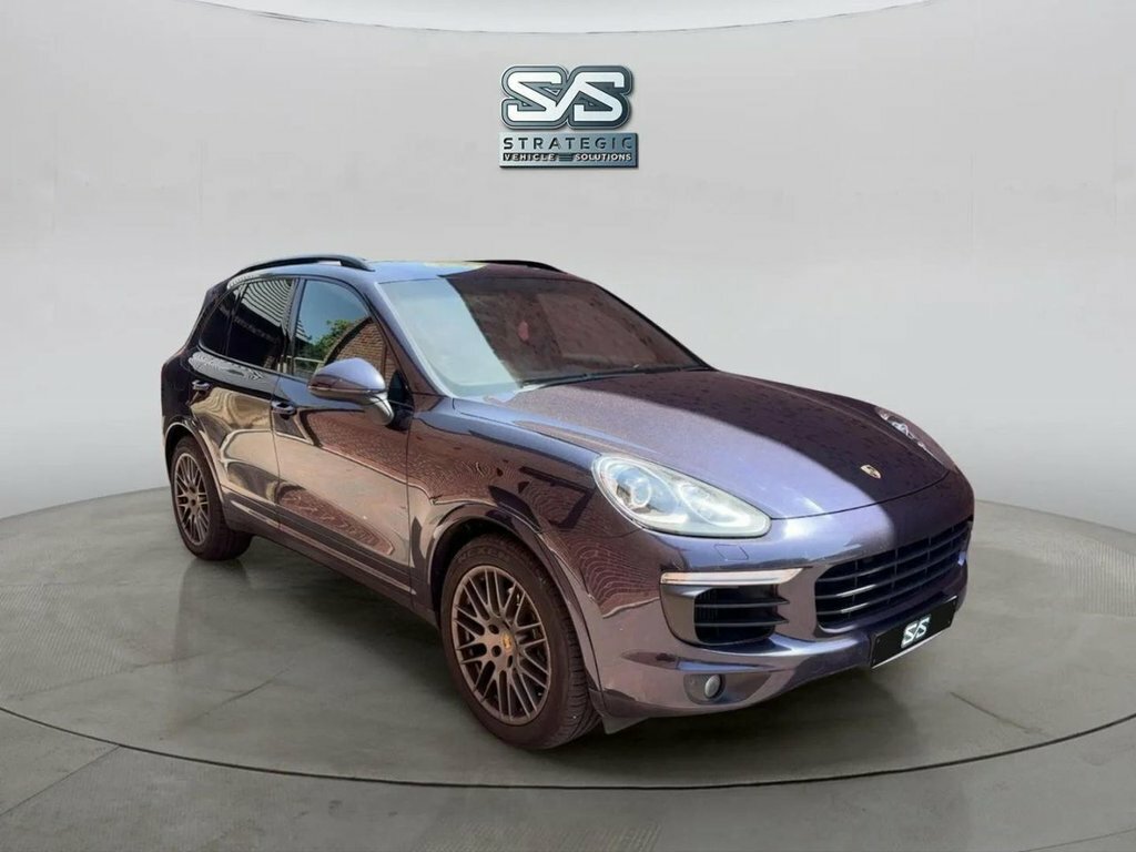 Porsche Cayenne 3L Platinum Edition Purple