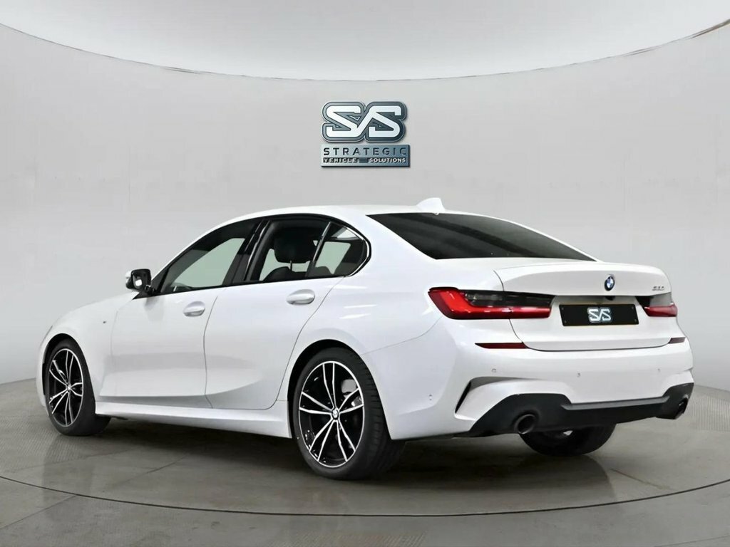 BMW 3 Series 2L M Sport White #4