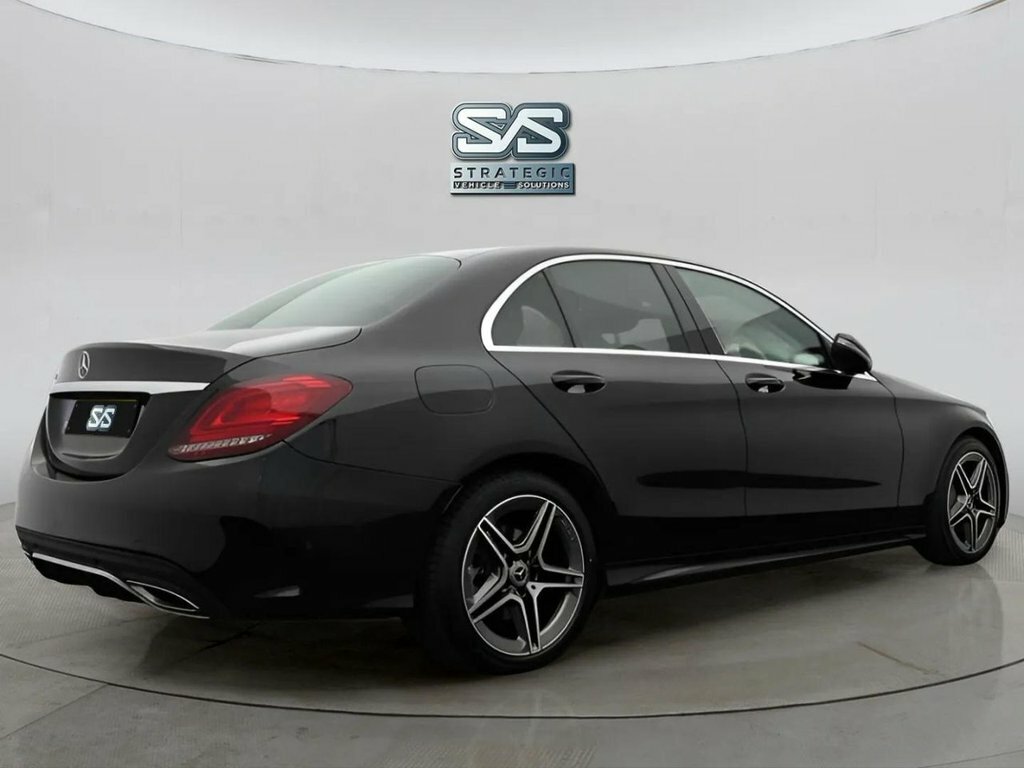 Mercedes-Benz C Class 2L Amg Line Black #5