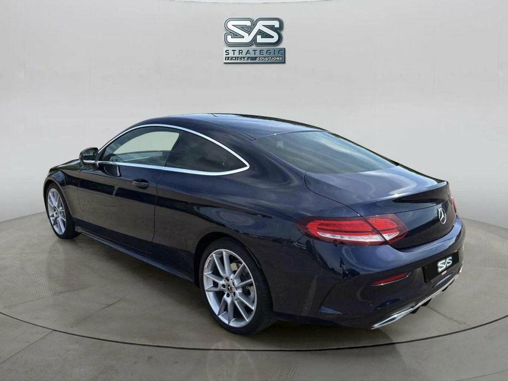 Mercedes-Benz C Class 2L Amg Line Blue #4