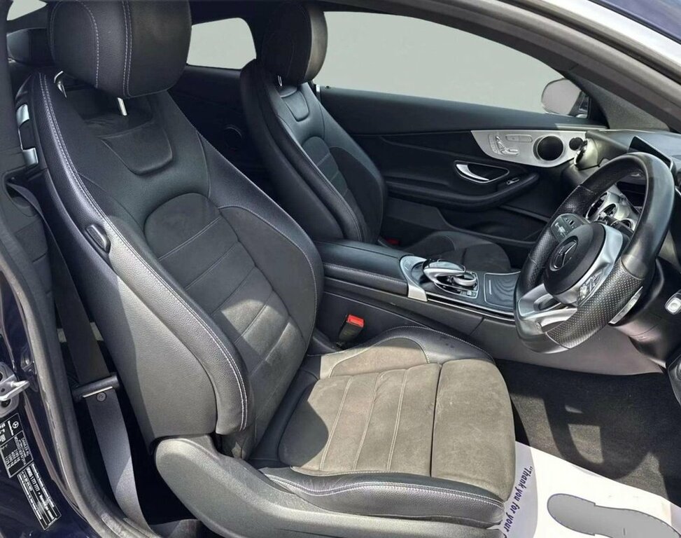 Mercedes-Benz C Class 2L Amg Line Blue #2