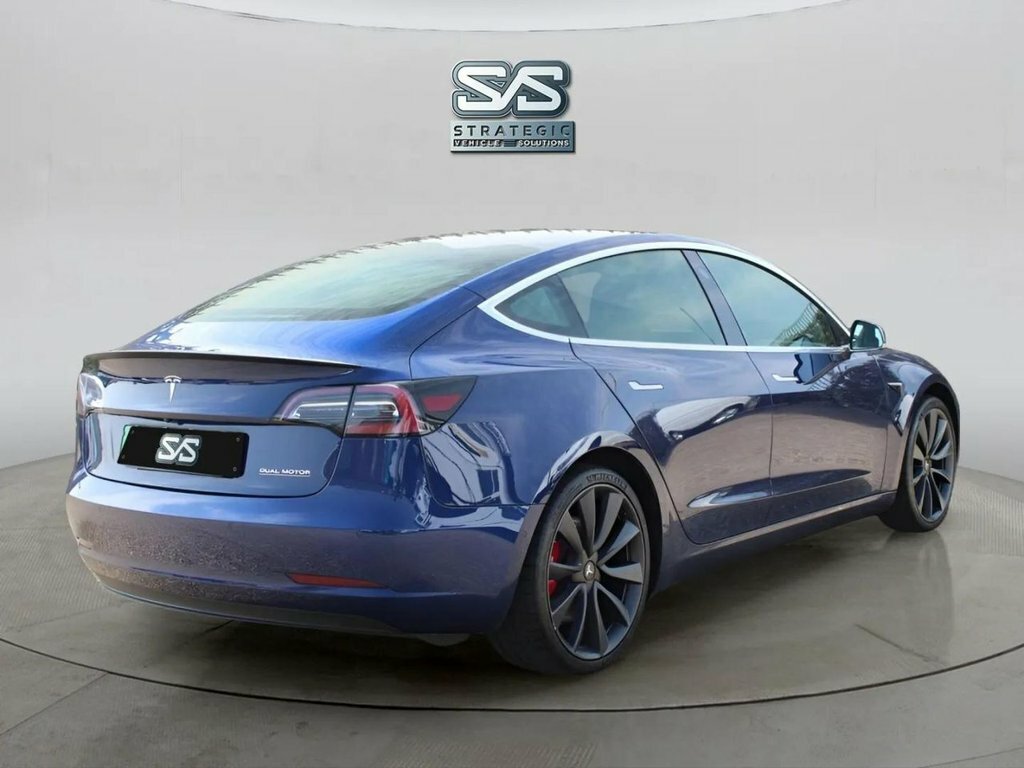 Tesla Model 3 Saloon Blue #3