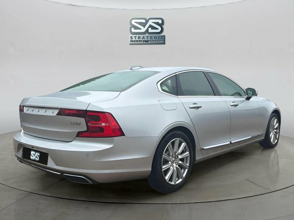 Volvo S90 T4 Momentum Plus Camera, Front Sensors Grey #8