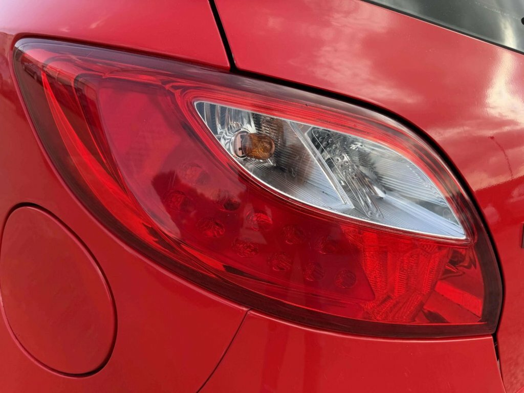 Mazda 2 1.3 Tamura Euro 5 Silver #39