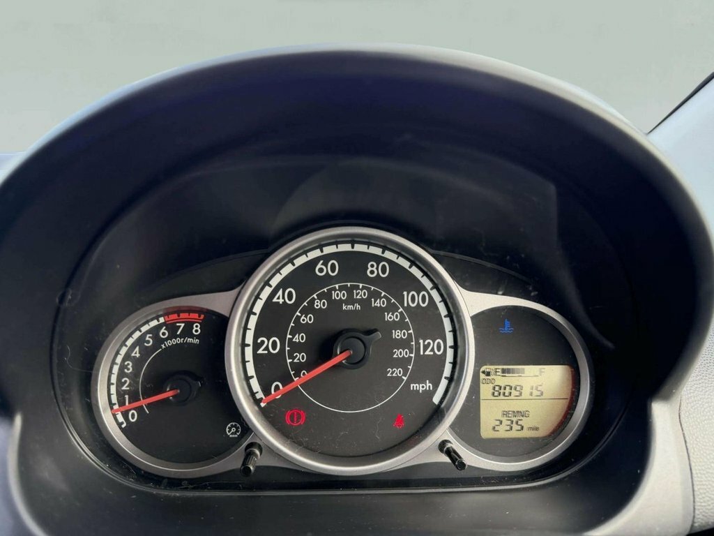 Mazda 2 1.3 Tamura Euro 5 Silver #15