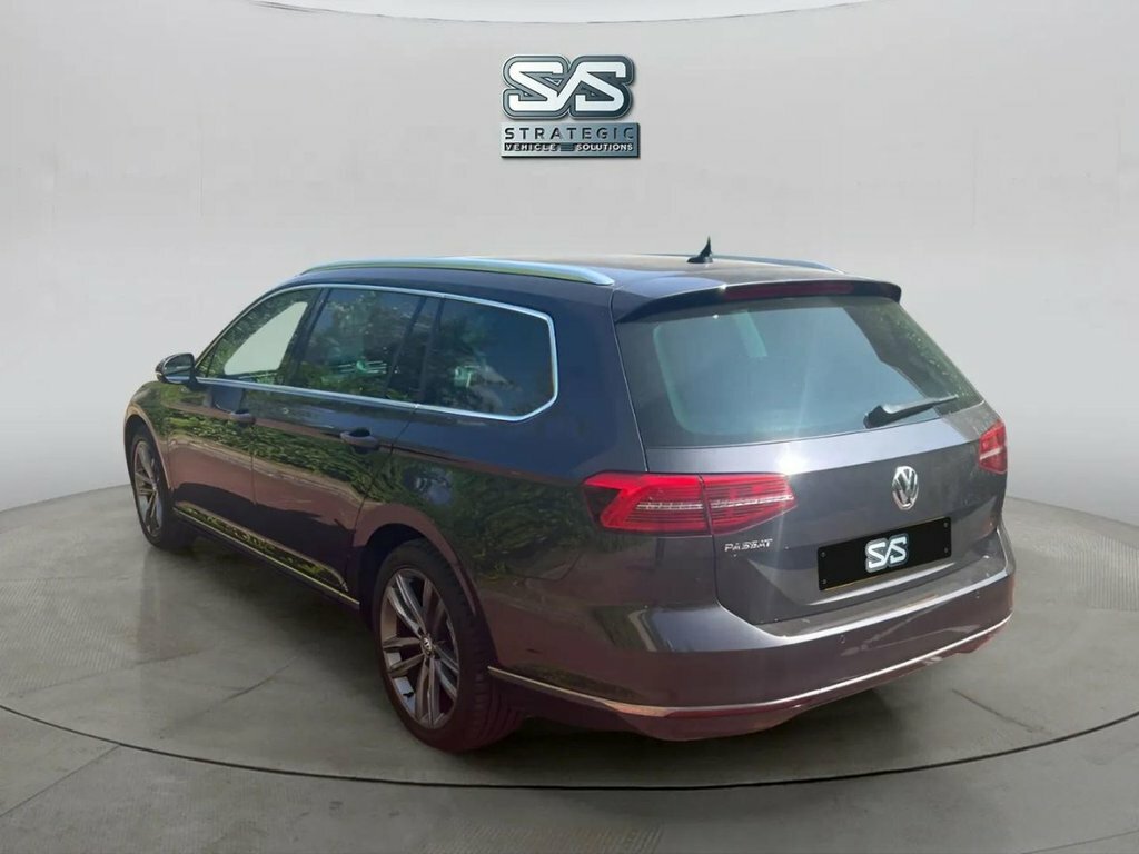 Volkswagen Passat 1.5L Gt Grey #3
