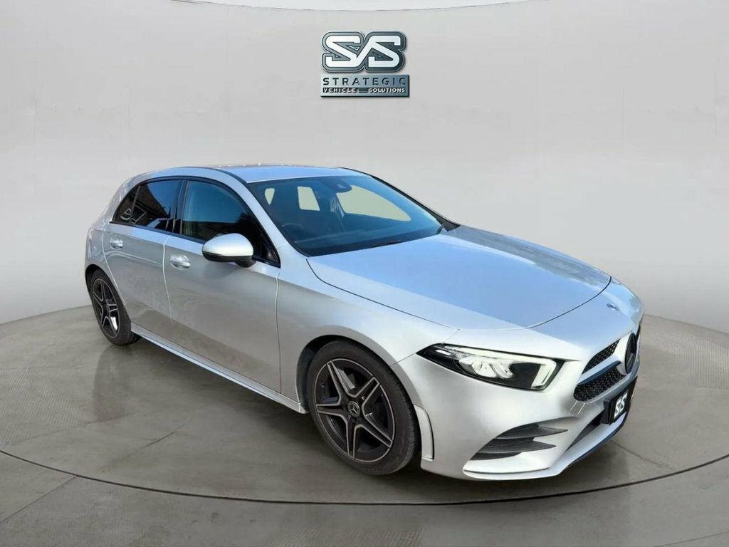 Mercedes-Benz A Class 1.3L Amg Line Silver